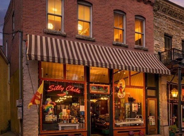 87 Spring Street, Eureka Springs, AR 72632