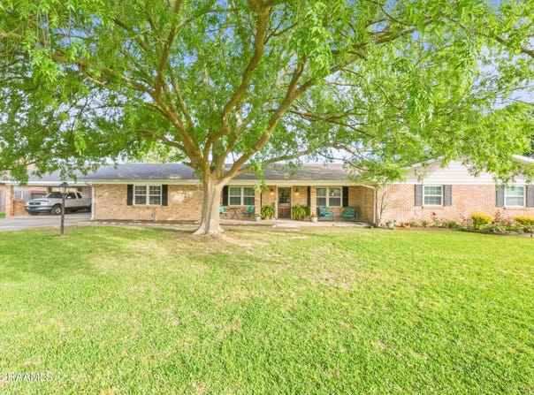 218 Fairway Drive, Crowley, LA 70526