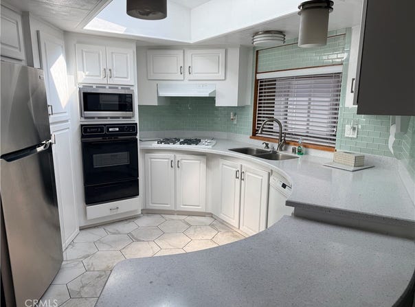 3595 Santa Fe, Long Beach, CA 90810