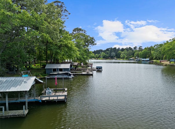 646 County Road 3235, Quitman, TX 75783