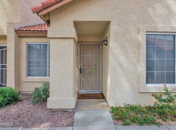 5808 E BROWN Road, Mesa, AZ 85205