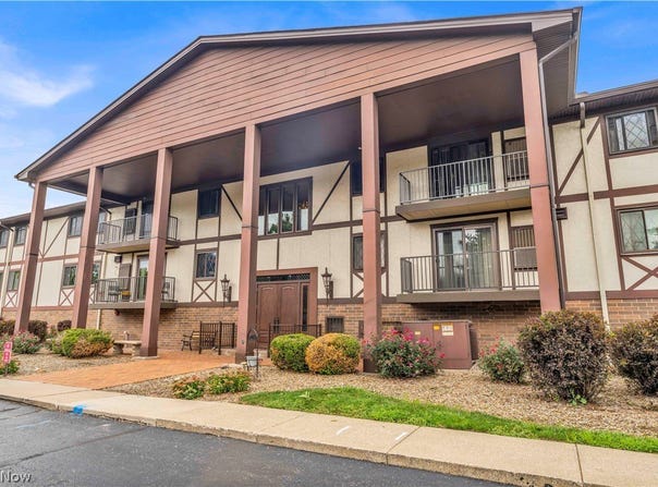 4849 Grace Road, North Olmsted, OH 44070