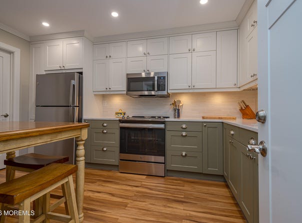867 B Liverpool Circle, Manchester, NJ 08759