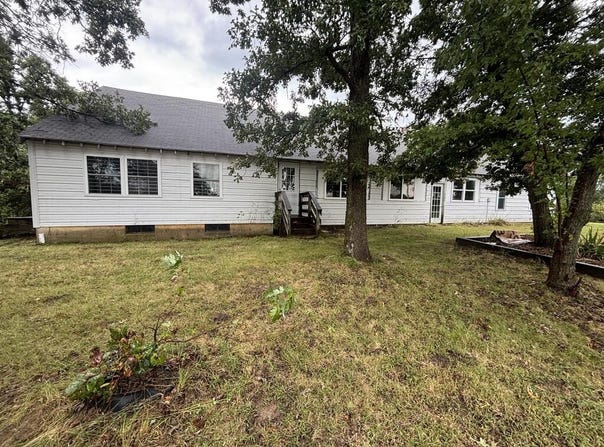 22397 State Highway 156, La Plata, MO 63549
