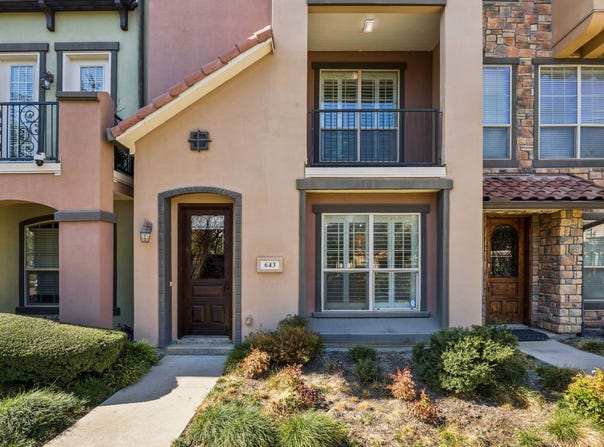 643 Senda, Irving, TX 75039
