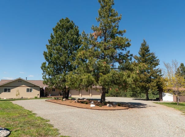 117 Happy Hollow, Eureka, MT 59917