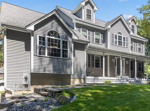 40 Adelman Rd, Billerica, MA 01821