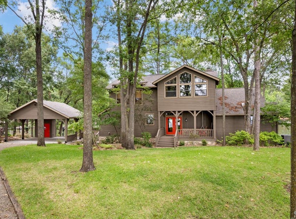 785 Windy Point Drive, Mount Vernon, TX 75457