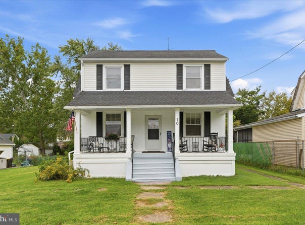 10 W TOWNSHIP LINE Road, NORRISTOWN, PA 19401