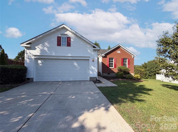 121 Brookstone Drive, Mount Holly, NC 28120