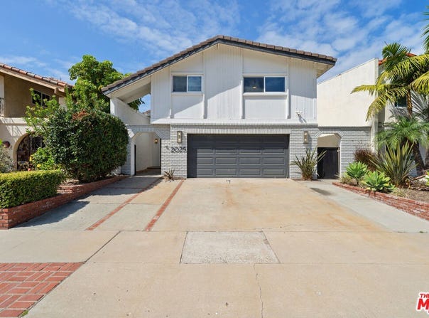 2025 Victoria Ave, Oxnard, CA 93035