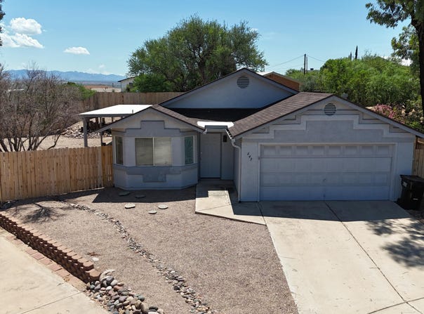643 S Mesquite Street, Benson, AZ 85602