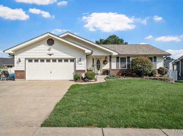 355 Birmingham Drive, O'Fallon, MO 63366