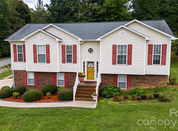 142 Doe Run, Morganton, NC 28655