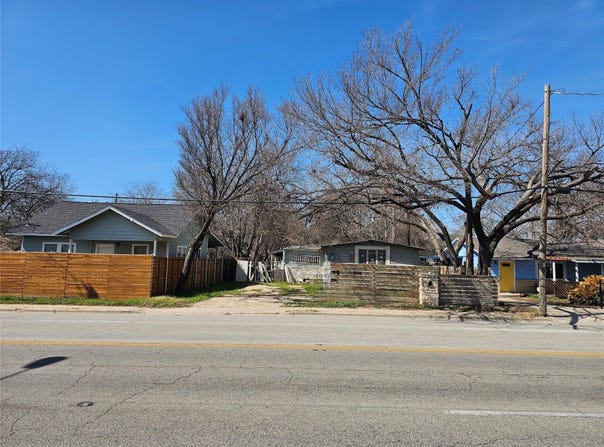 516 Montopolis Dr, Austin, TX 78741