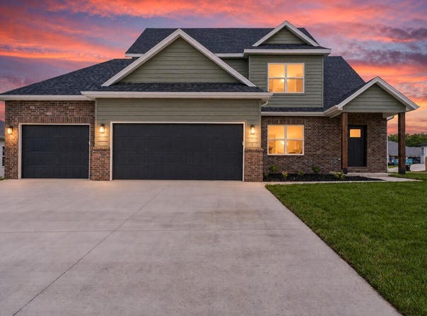 122 E Kelce Lane, Republic, MO 65738