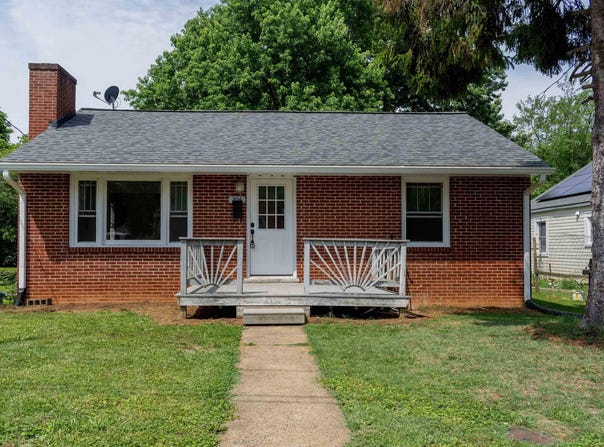 204 N MADISON ST, ORANGE, VA 22960