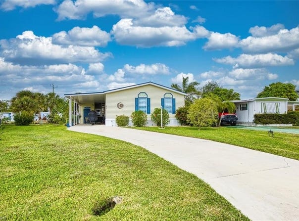 45 San Remo Cir, NAPLES, FL 34112