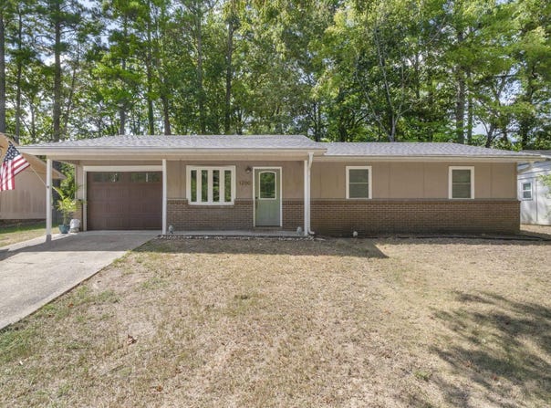 1200 Chris Drive, Benton, AR 72015