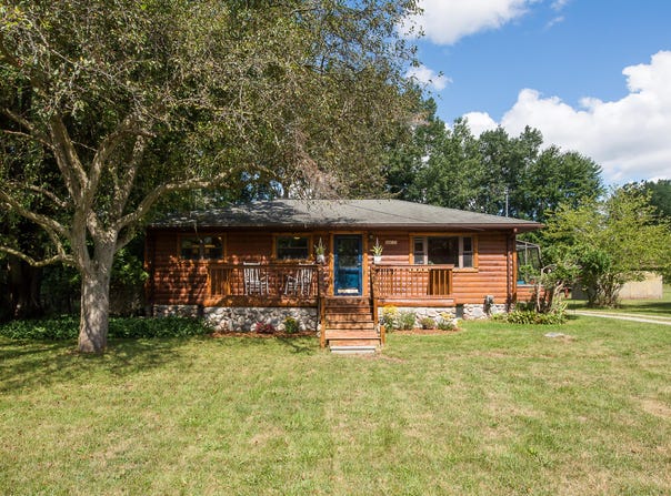 8452 Huron River Drive, Dexter, MI 48130