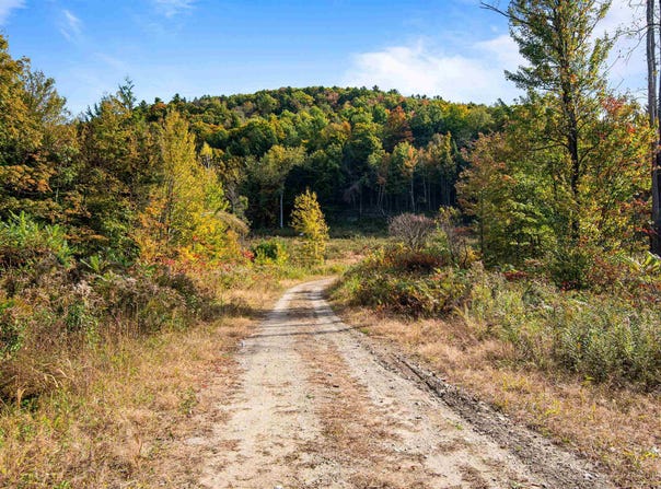 Raymo Drive, Highgate, VT 05459