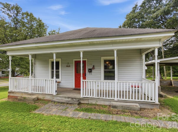 303 2nd Street, Stanley, NC 28164