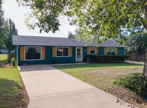 109 S Shaw Street, Tom Bean, TX 75489