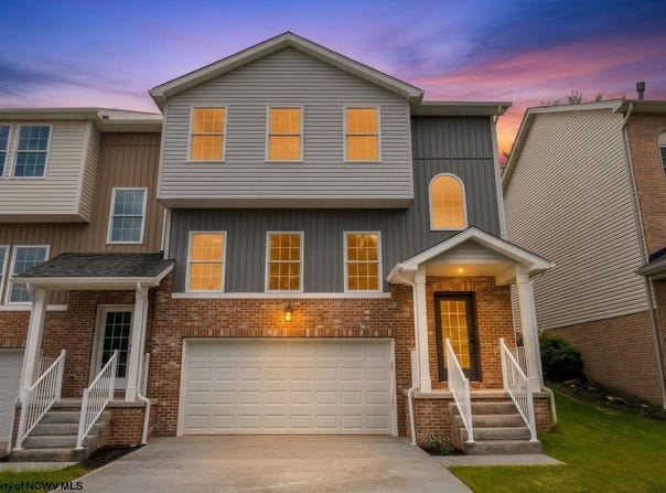986 Ashton Place, Morgantown, WV 26508