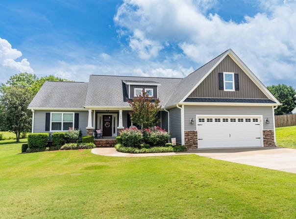 105 Millstone Drive, Campobello, SC 29322
