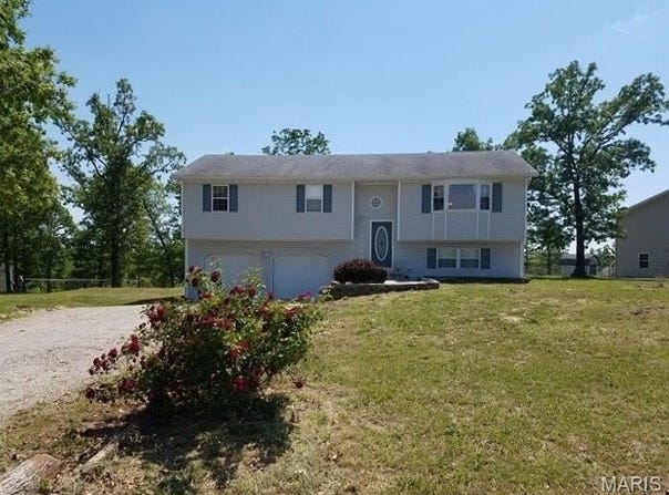 15370 Top Drive, St Robert, MO 65584
