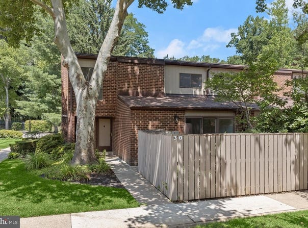 30 FENCEPOST CT #A, BALTIMORE, MD 21208