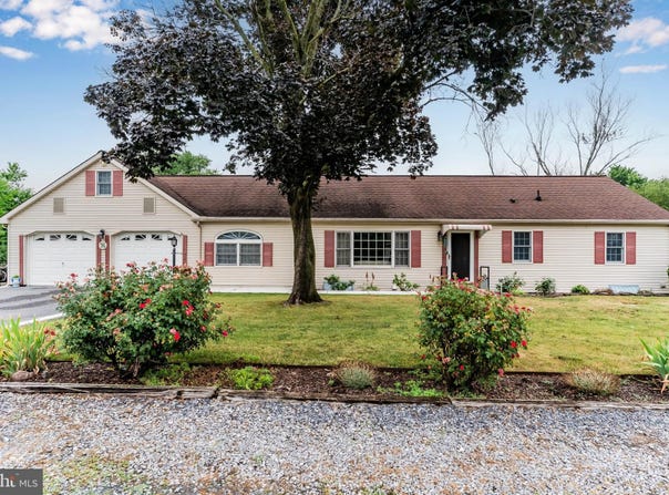 3049 SPRING Road, CARLISLE, PA 17013