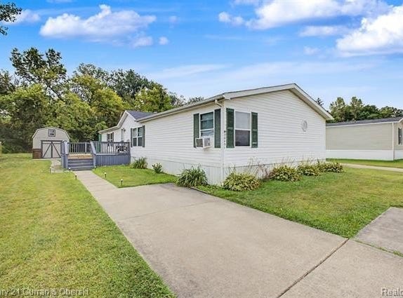 28451 Spruce Drive, Huron Twp, MI 48134
