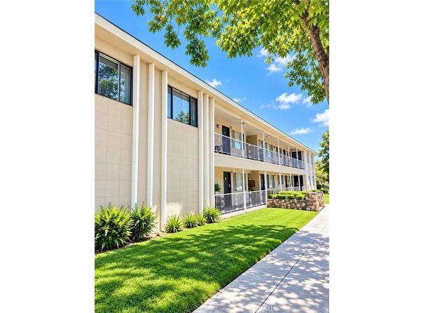 315 E 8th Street, Corona, CA 92879