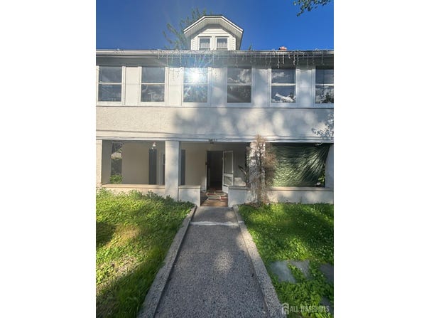 63 Poplar Drive, Long Hill, NJ 07980