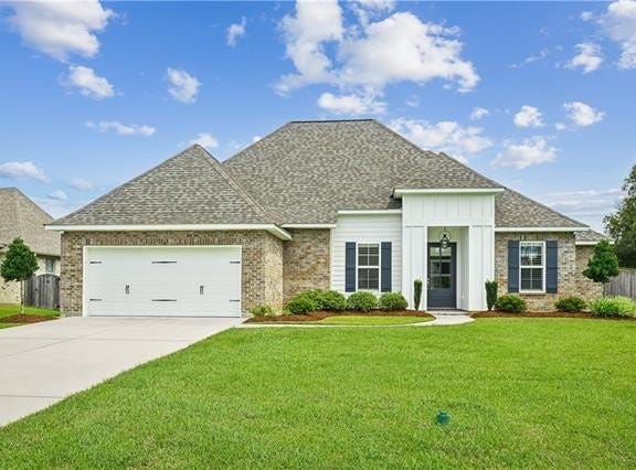 200 HIDDEN CREEK Boulevard, Covington, LA 70433