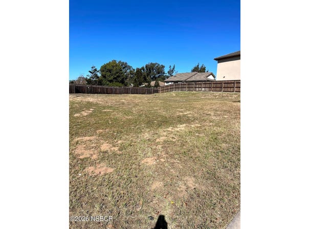 1021 Sunrise Drive, Santa Maria, CA 93455