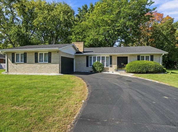 373 LRA Drive, Aurora, IL 60506