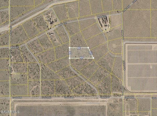 Between Gaskell Rd And Bobtail Ln, Rosamond, CA 93560
