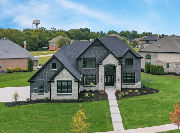 9044 Port Washington Drive, Frankfort, IL 60423