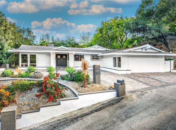 3716 Crownridge, Sherman Oaks, CA 91403