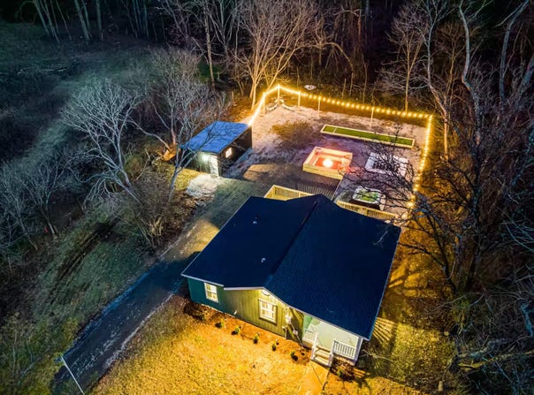 18853 MT PLEASANT RD, ELKTON, VA 22827