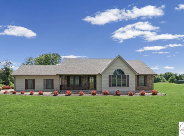 774 SE 52P Road, Clinton, MO 64735