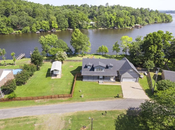47 Lakeview Road, Houston, AR 72070