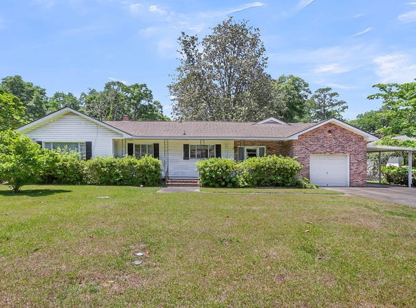 1024 Lepley Road, Hanahan, SC 29410