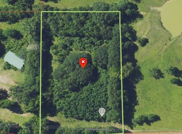 647 Sweatman Rd, Duck Hill, MS 38925