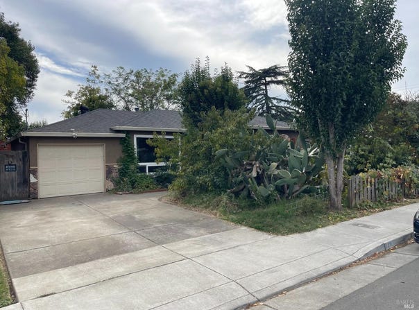 11 Bryan Avenue, Napa, CA 94558