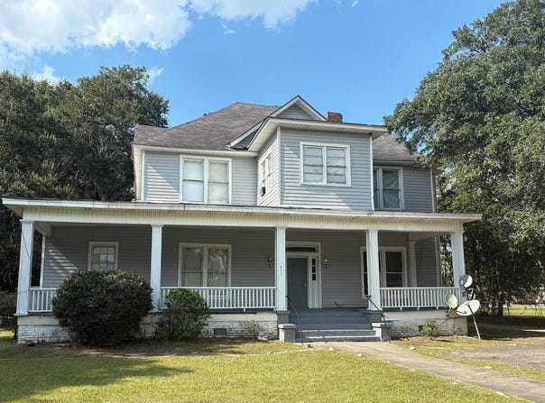 211 E Brooks St., Kingstree, SC 29556