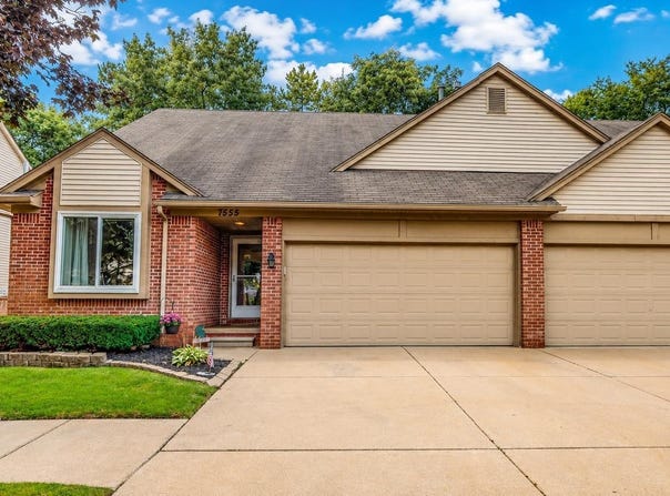 7555 Amanda Circle Drive, Washington, MI 48094