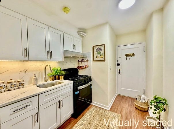 144-35 Sanford Avenue, Flushing, NY 11355